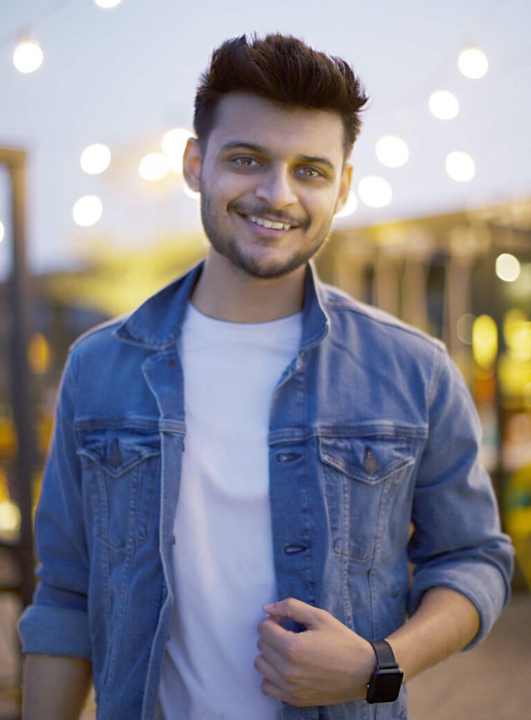 Trading With Sidhant-Outdoor-Night-Bokeh-Photo-2